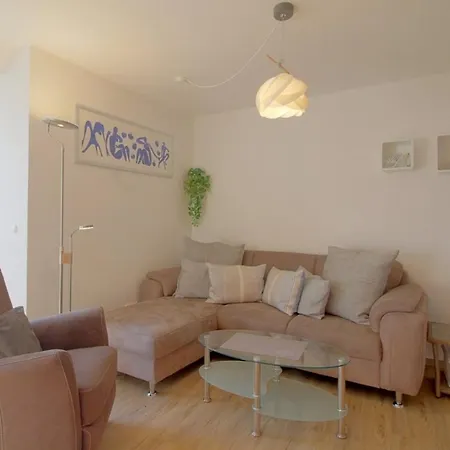 Kw42-306 Triton Mit Schwimmbad Dorumer Neufeld